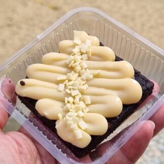 Brownie com Ninho e chocolate branco